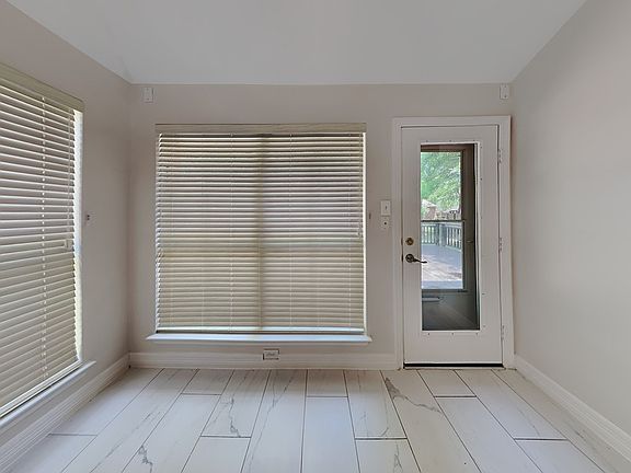 5th image of 2947 Moss Creek Ct