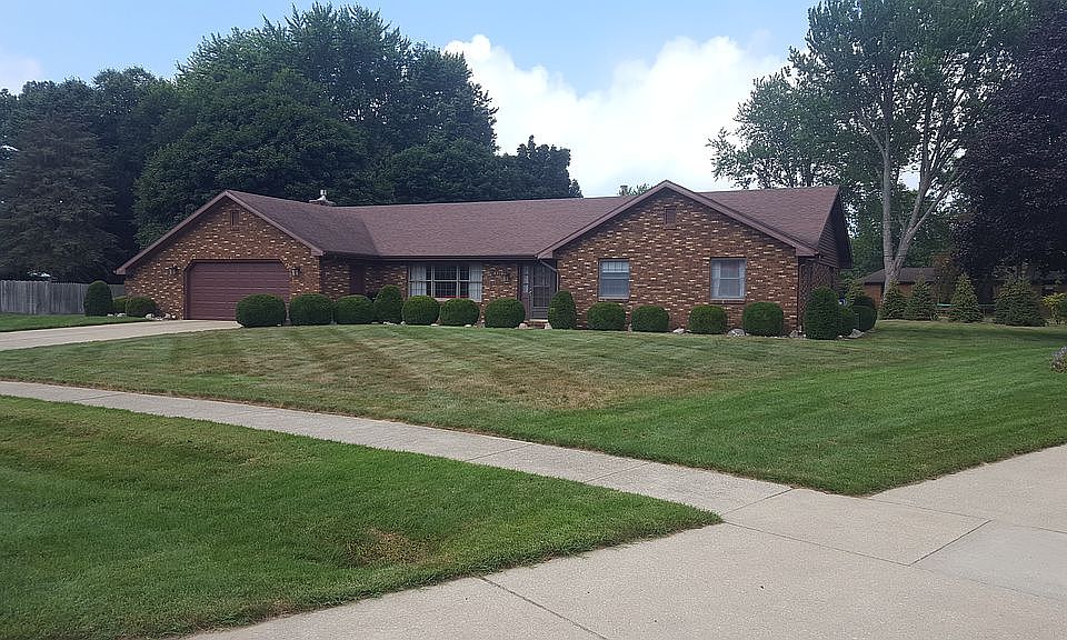 1st image of 4716 Pinehurst Ln