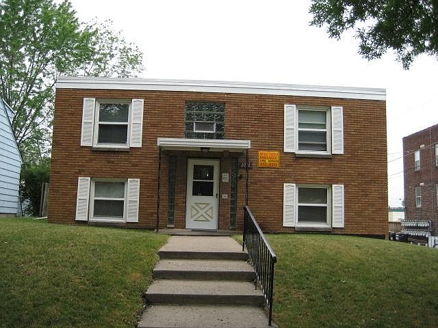 1st image of 2236 Pinehurst Ave APT 2