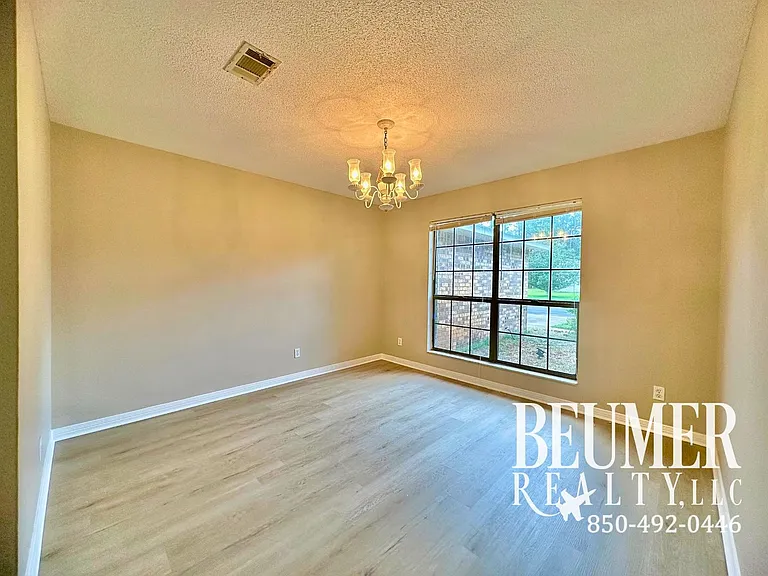 5027 Shoshone Dr — Photo 14