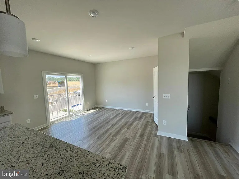 2244 Barhill Way — Photo 6