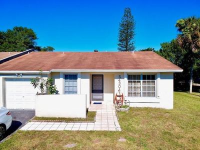 5430 Lakewood Cir #A, Margate, FL, 33063