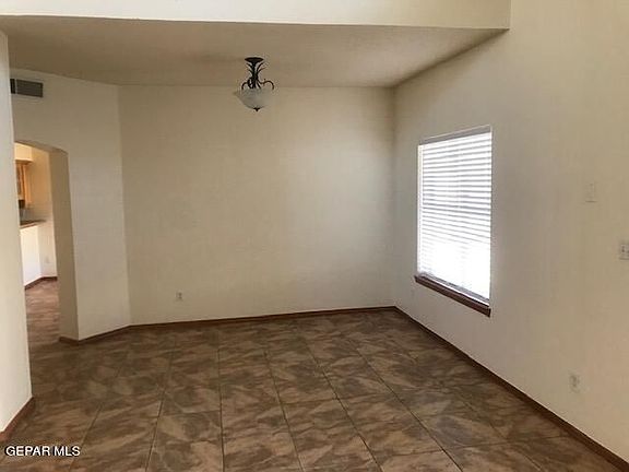 5th image of 12445 Tierra Nogal Dr