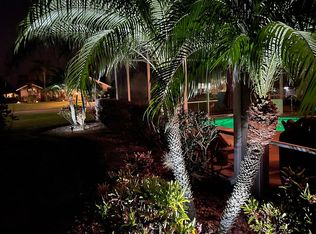 542 Foxcreek Dr, Lehigh Acres, FL 33974