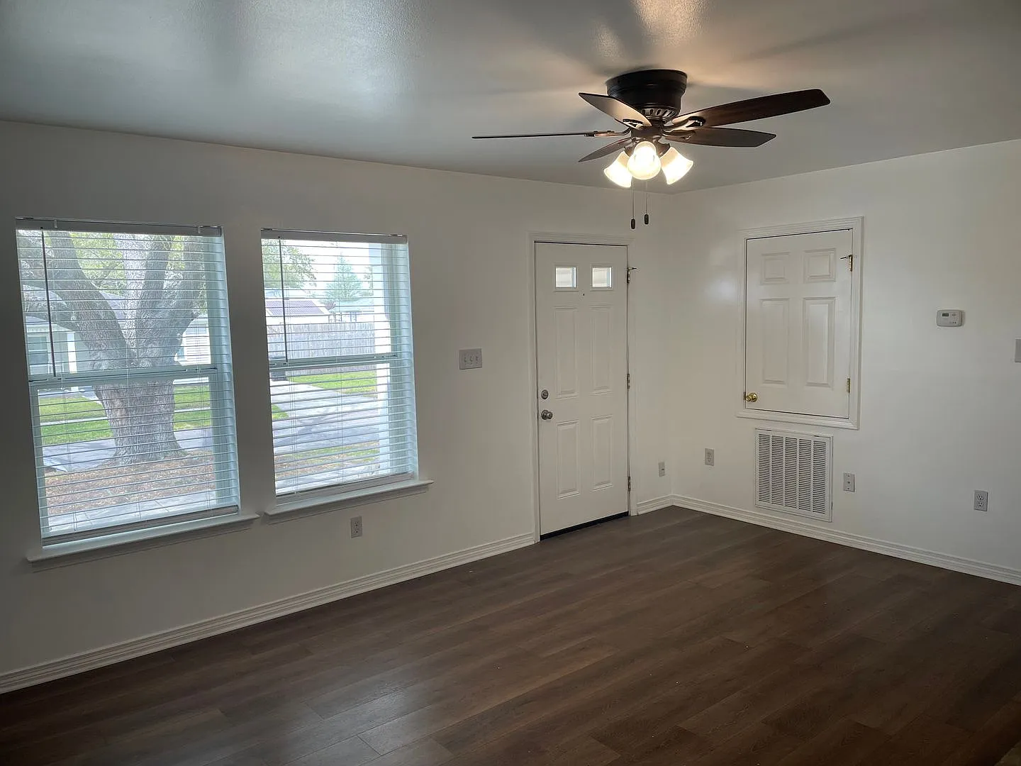 Chalmette House For Rent — Photo 4