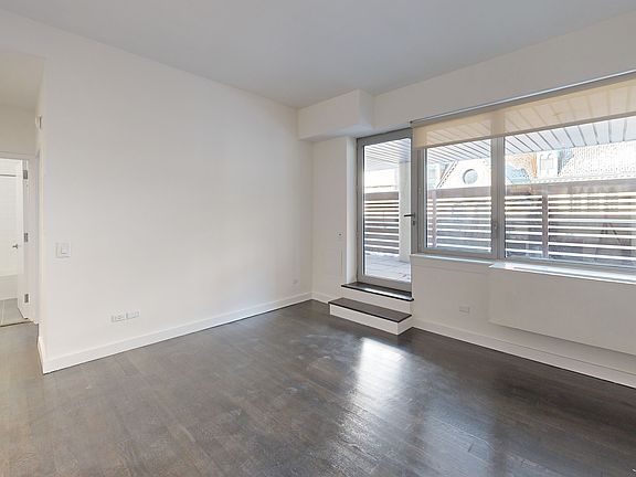 3rd image of 801 Amsterdam Ave APT 3C