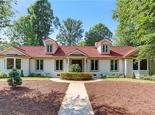 3017 Henderson Rd, Greensboro, NC 27410