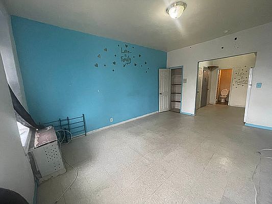 3rd image of 318 E 126th St #4A