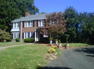 202 Hillcrest Dr, High Point, NC 27262