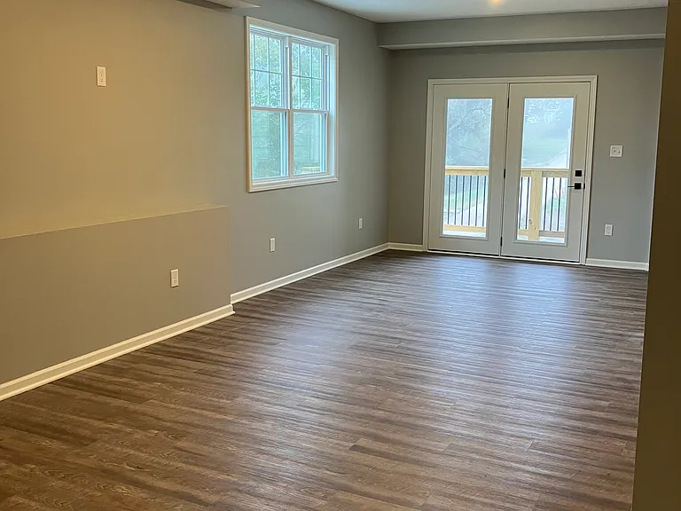 605 Washington St — Photo 10