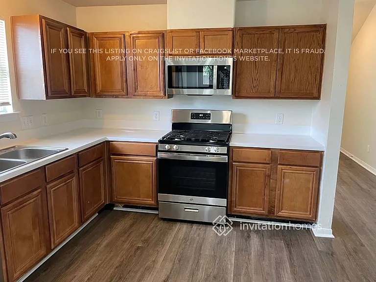 15911 Imperial Forest Ln — Photo 7