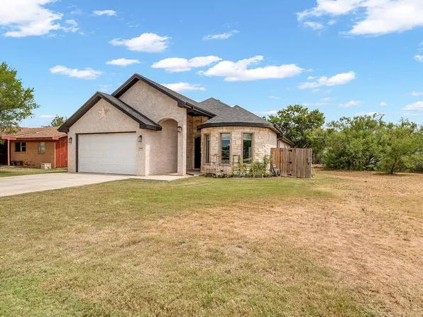 2403 Alamesa Dr, Big Spring, TX 79720