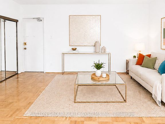 3rd image of 2000 Bloor St W #315