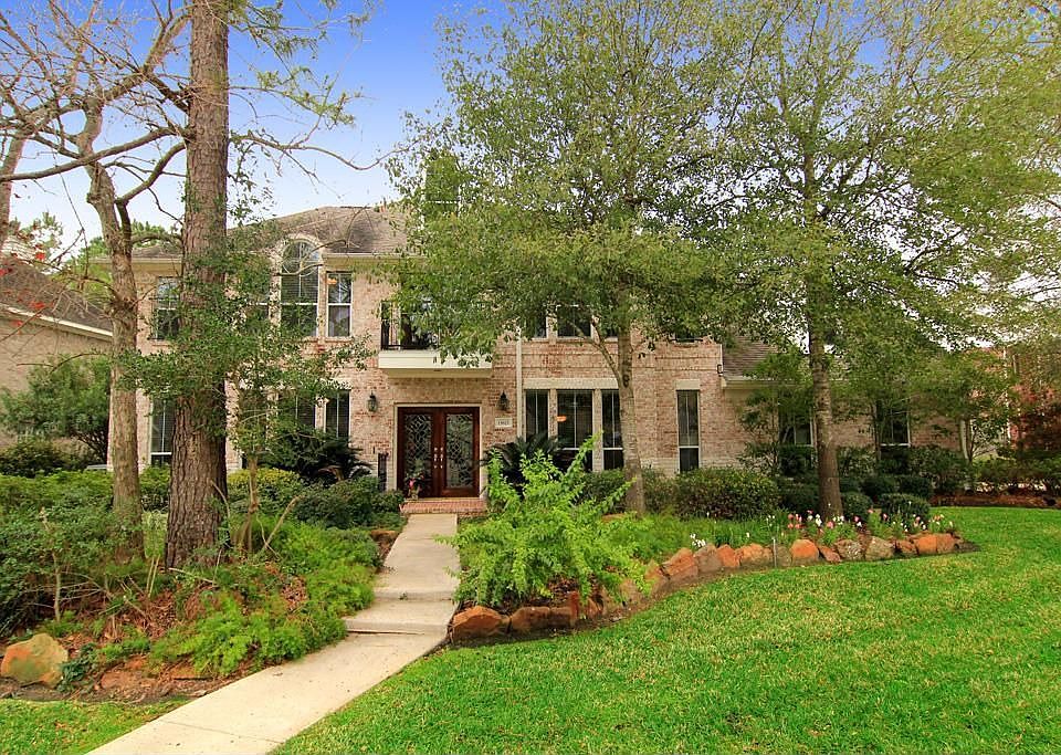 1st image of 15615 Stable Lake Dr
