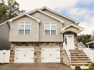 26 West Elm St, Linden, NJ 07036