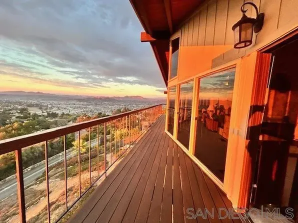 4742 Mount Helix Dr, La Mesa, CA 91941