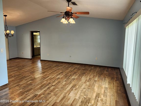 2nd image of 10115 Hayward Rd