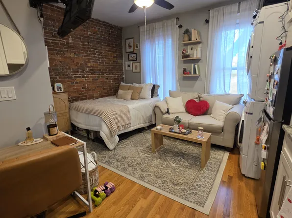 470 E 4th St, Boston, MA