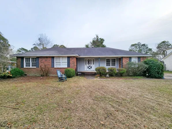 134 Cannon Dr, Leesburg, GA 31763