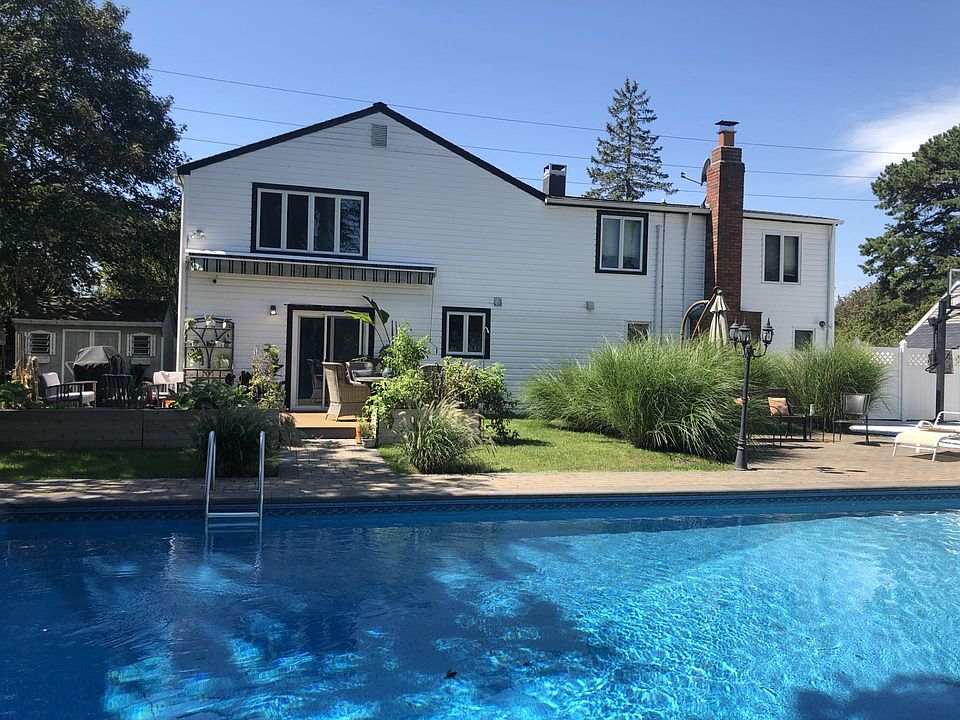 1st image of 33 Scotch Pine Drive