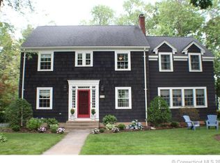 66 Riggs Ave, West Hartford, CT 06107