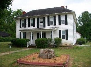 488 Rollins Ln, Letart, WV 25253