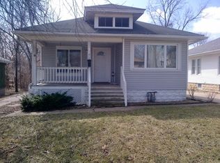 316 Stone St, Joliet, IL 60435