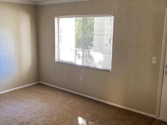 3rd image of 145 Oyster Bay #230