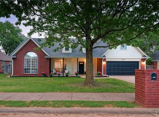 3170 Birch Pl, Springdale, AR 72762