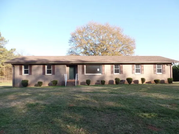 109 Lanford Rd, Enoree, SC 29335