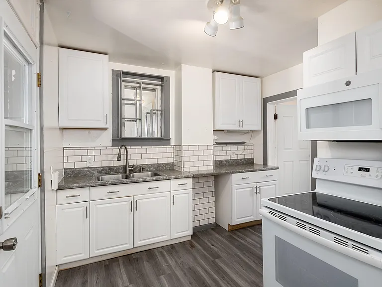 735 Colorado Blvd #1 — Photo 12