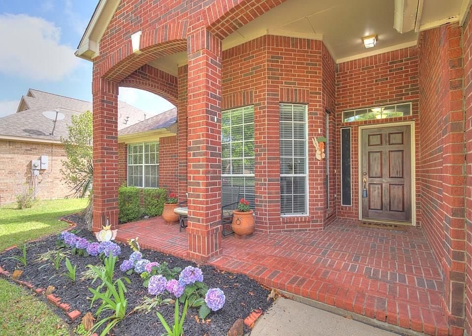 1st image of 3305 Pebble Beach Ln