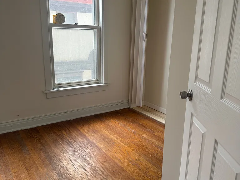 1722 Wisconsin Ave #2 — Photo 8
