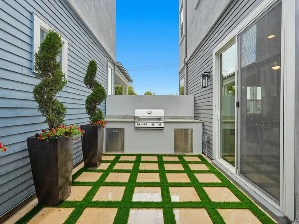 114 W Holcomb Ln, Phoenix, AZ 85003