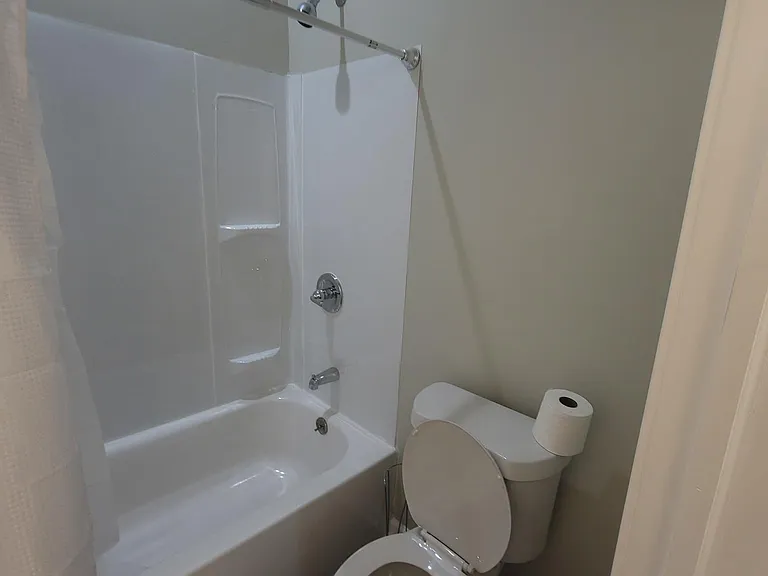 1221 E Lincoln Ave #A — Photo 12