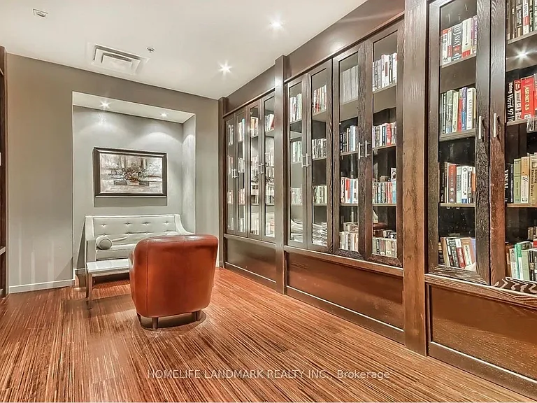 23 Hollywood Ave #711 — Photo 31