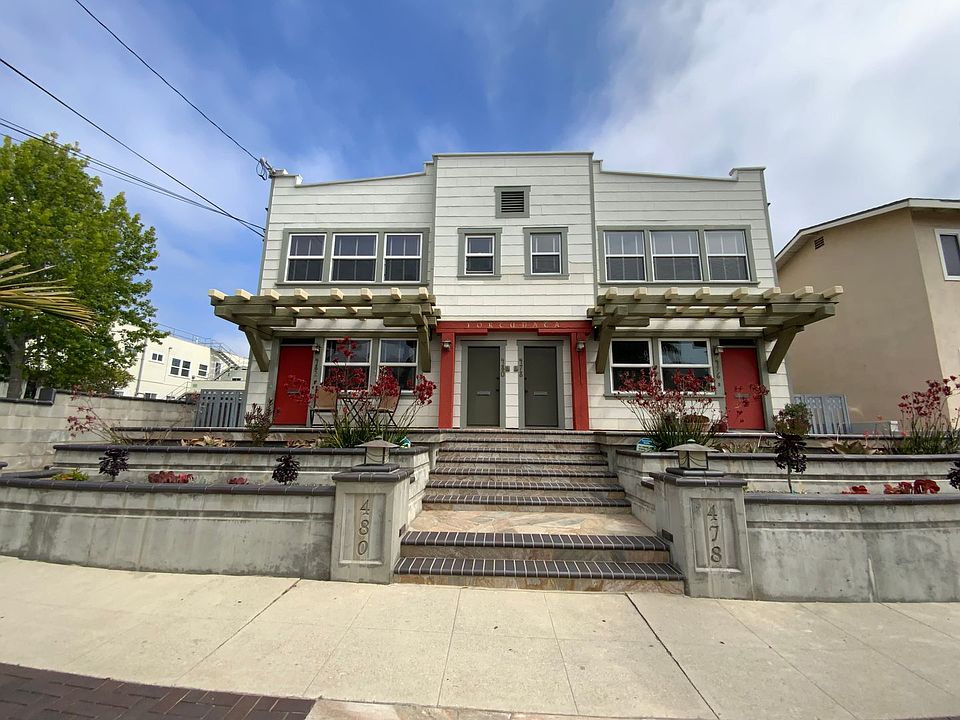 1st image of 476-482 W 39th St