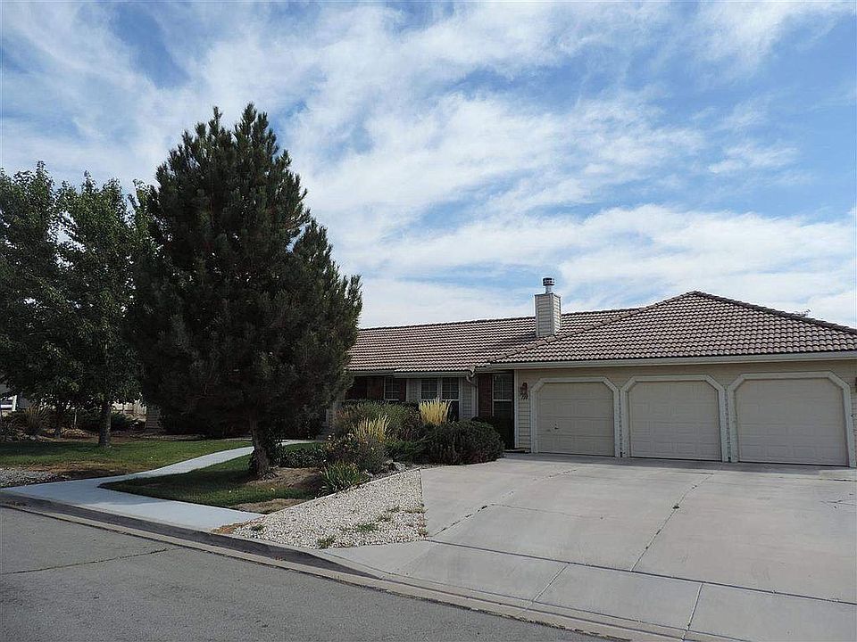 1st image of 120 Stags Leap Cir