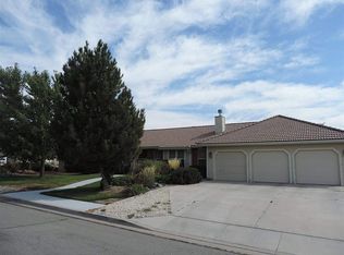 120 Stags Leap Cir, Sparks, NV 89441
