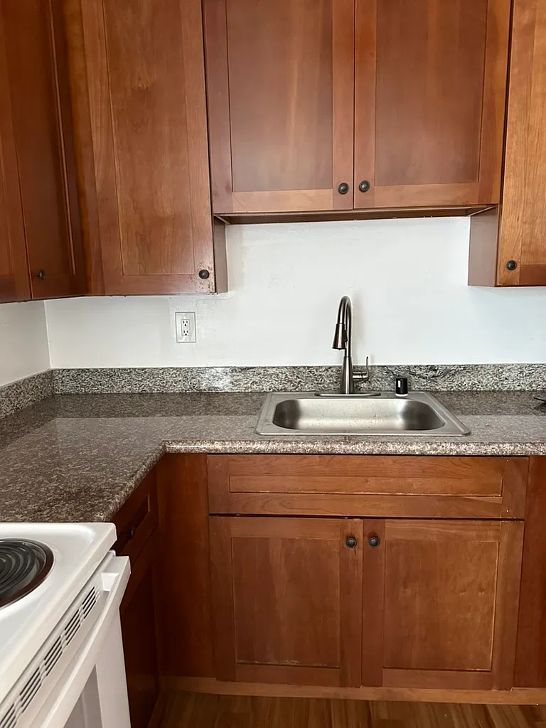 1 bed, 720 sqft, $2,295 — Photo 2