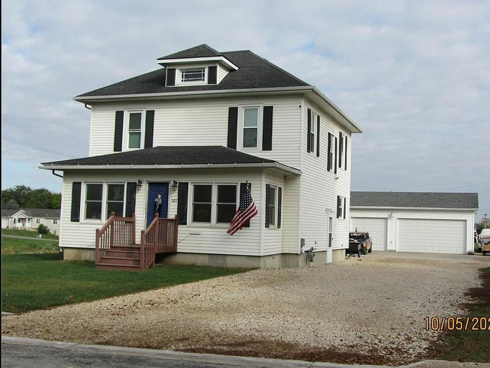 1st image of 301 E Ave