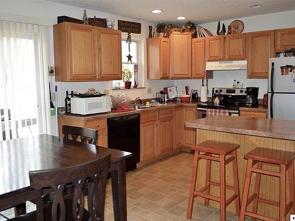 5th image of 2507 Apple Valley Dr