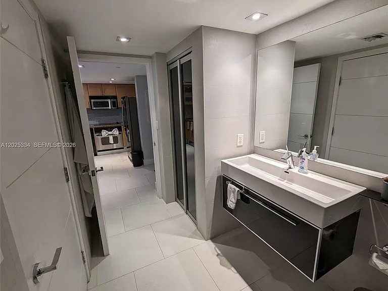 2101 Brickell Ave #1104 — Photo 1