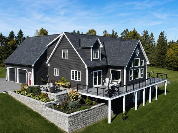 700 Whittier Road, Derby, VT 05830