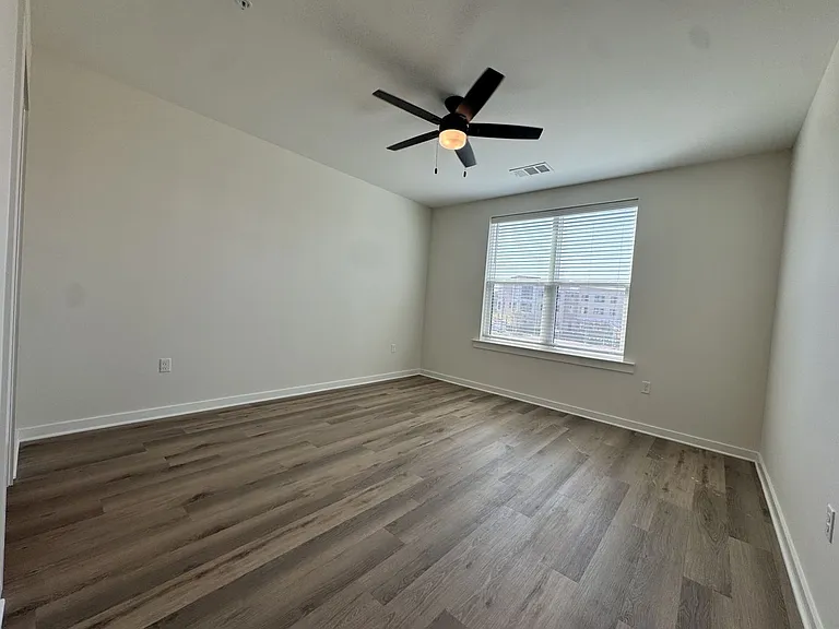 865 Bolivar Dr — Photo 16