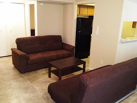 5th image of 12639 Ashford Meadow Dr APT B