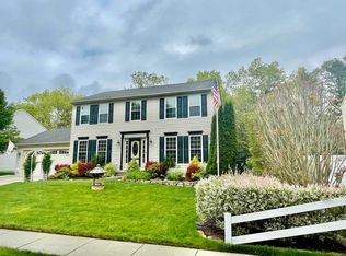 30 Cottage Rd, Egg Harbor Township, NJ 08234