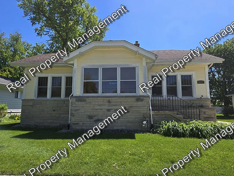 822 Jefferson St — Photo 1