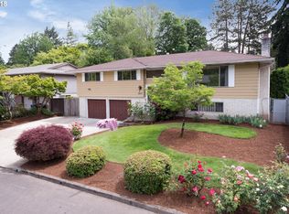 6610 Canterbury Dr, Gladstone, OR 97027