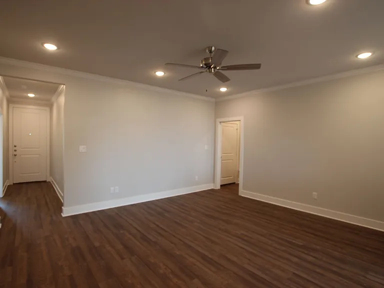 715 Freedom Way — Photo 13